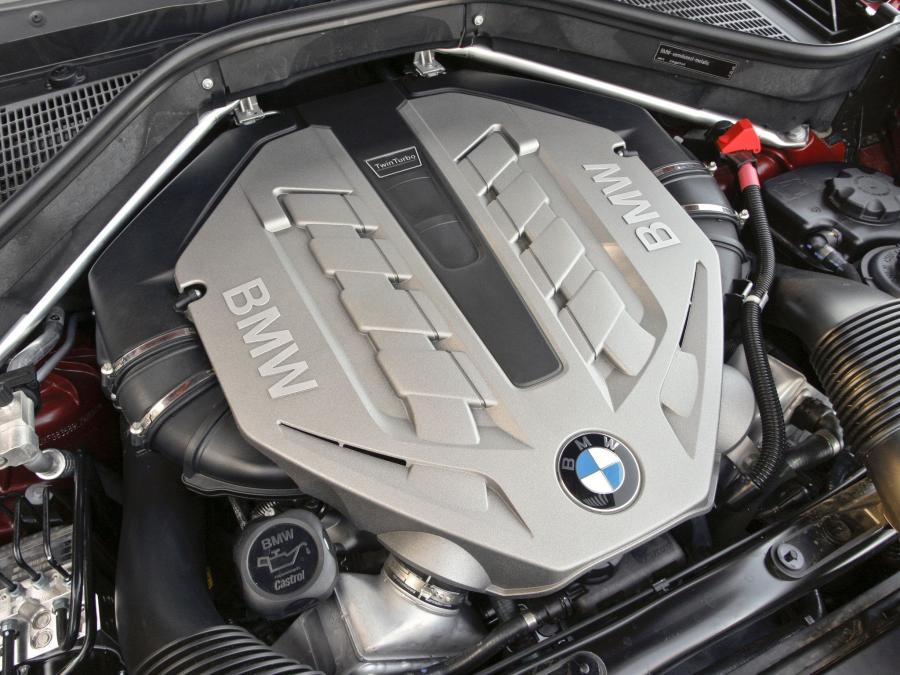  BMW X6 xDrive 5.0i 2008 года  (US) (фото 2 из 13)